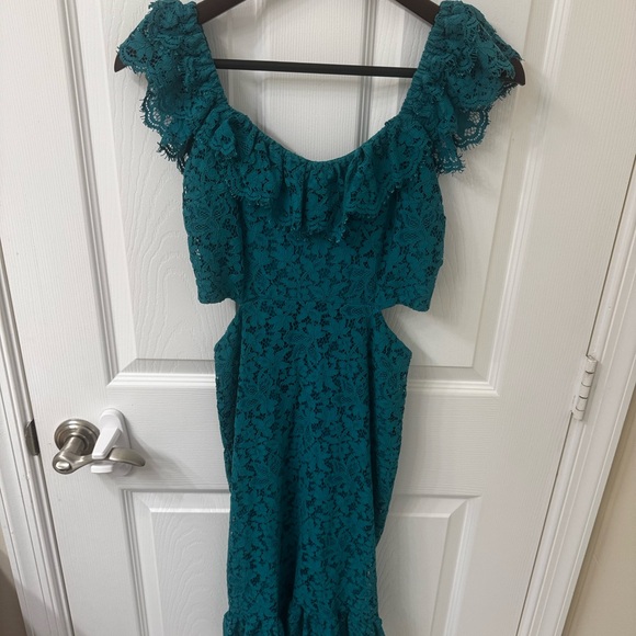Express Teal Off-Shoulder Lace Midi Dress - Picture 6 of 6